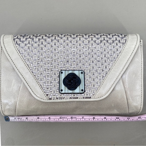 Elliott Lucca Handbag Purse Like New - Picture 10 of 10